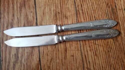 2 ANTIQUE,VINTAGE COLLECTIBLE FRUIT KNIVES 6.25" 1847 ROGERS BROS SILVER PLATE- - Picture 1 of 8