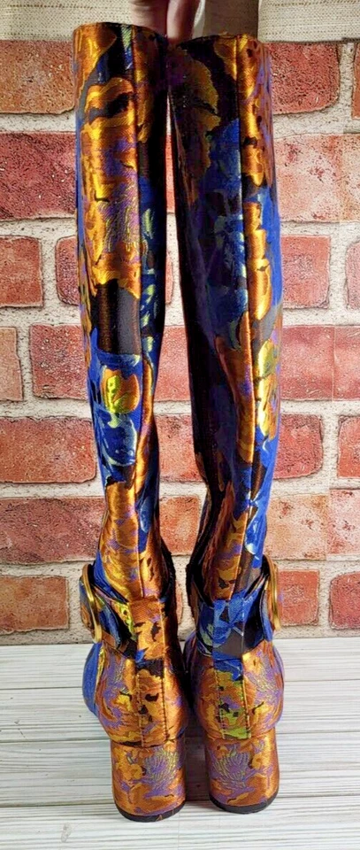 Botas femininas RARA AVIS 6 íris azul e dourado floral seda altura do joelho com zíper - Imagem 4 de 4
