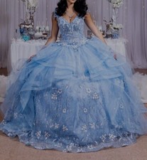 sweet 16 dress Morilee Ball Gown size 4 light blue with 3d Flowers