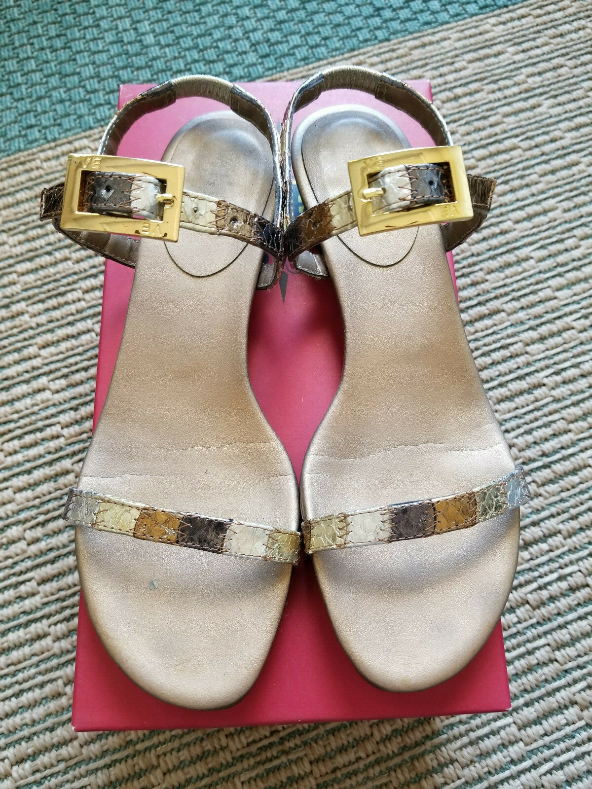 extra narrow sandals