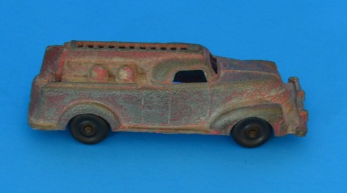 Toy/Hobby-Vintage Manoil Fire Truck 709 Die Cast Toy Truck Made in U.S.A. - #2 - Picture 5 of 24