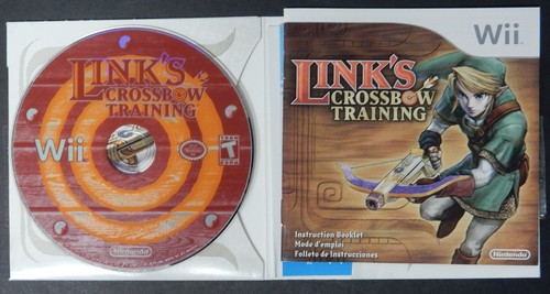NINTENDO WII LINK'S CROSSBOW TRAINING 2007 WITH SOFT CASE AND BOOKLET - Picture 2 of 2
