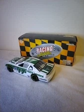 Racing Collectibles 1:2 Scale Diecast #17 Darrell Waltrip 1997 Monte Carlo Green