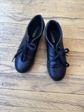 Kids Capezio Size 5 1/2 Medium Tap Shoes Black