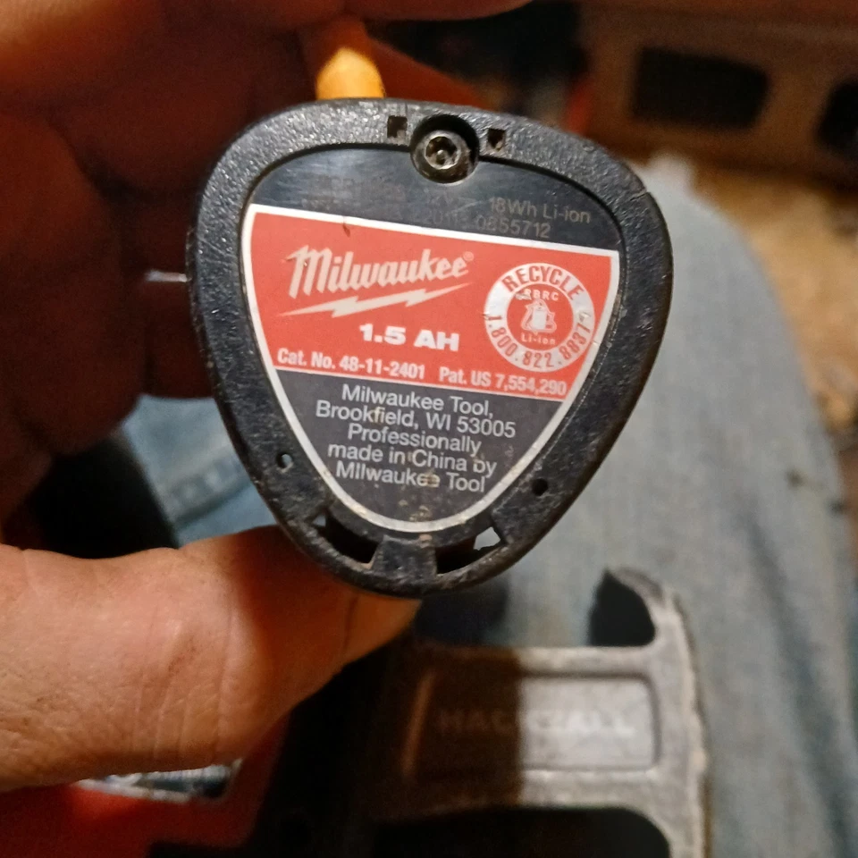 Milwaukee M12 Hackzall Reciprocating Saw W/ 1.5Ah Battery (2420-20) - Image 3 of 4