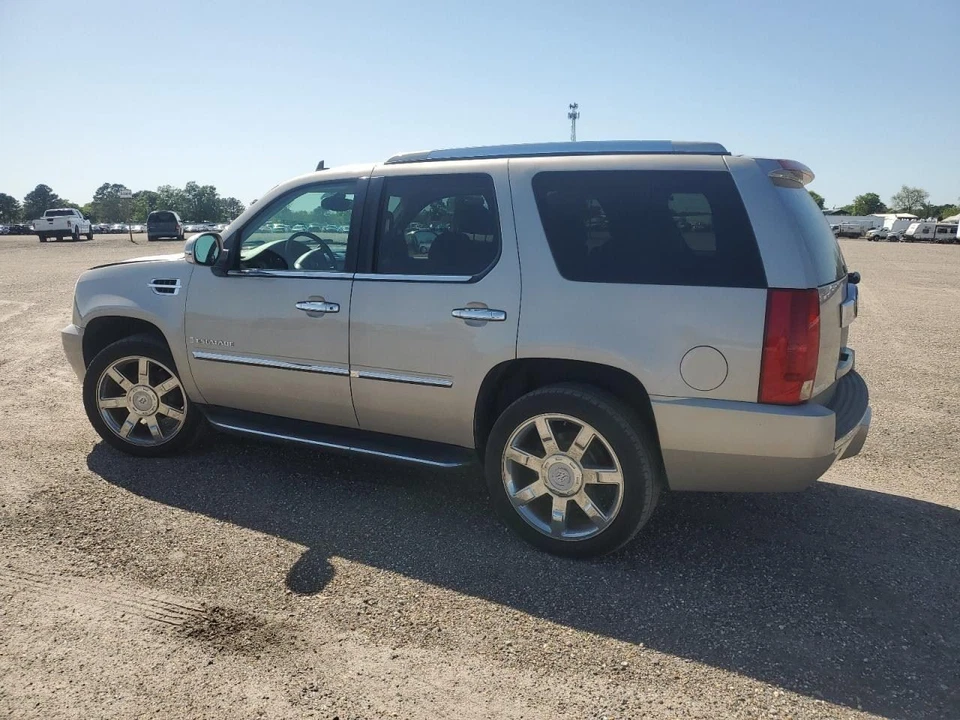 Fuse Box Engine Fits 07-09 SUBURBAN 1500 1152431 - Imagem 4 de 4