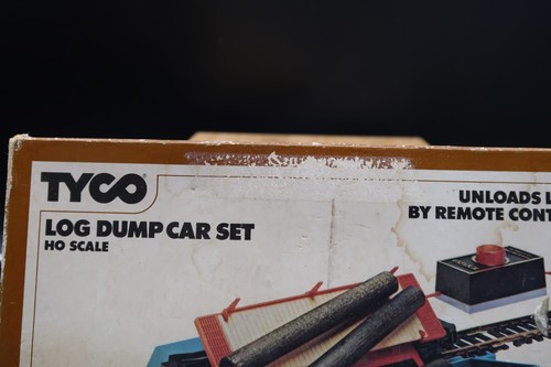 Juego de coche volquete de troncos Tyco HO #926 de colección con caja original - Imagen 6 de 20