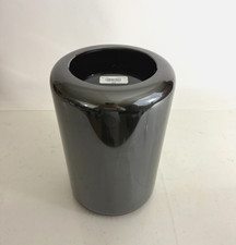 Apple Mac Pro 2013 A1481 6 Core Xeon E5 3.5GHz  NO RAM, NO SSD