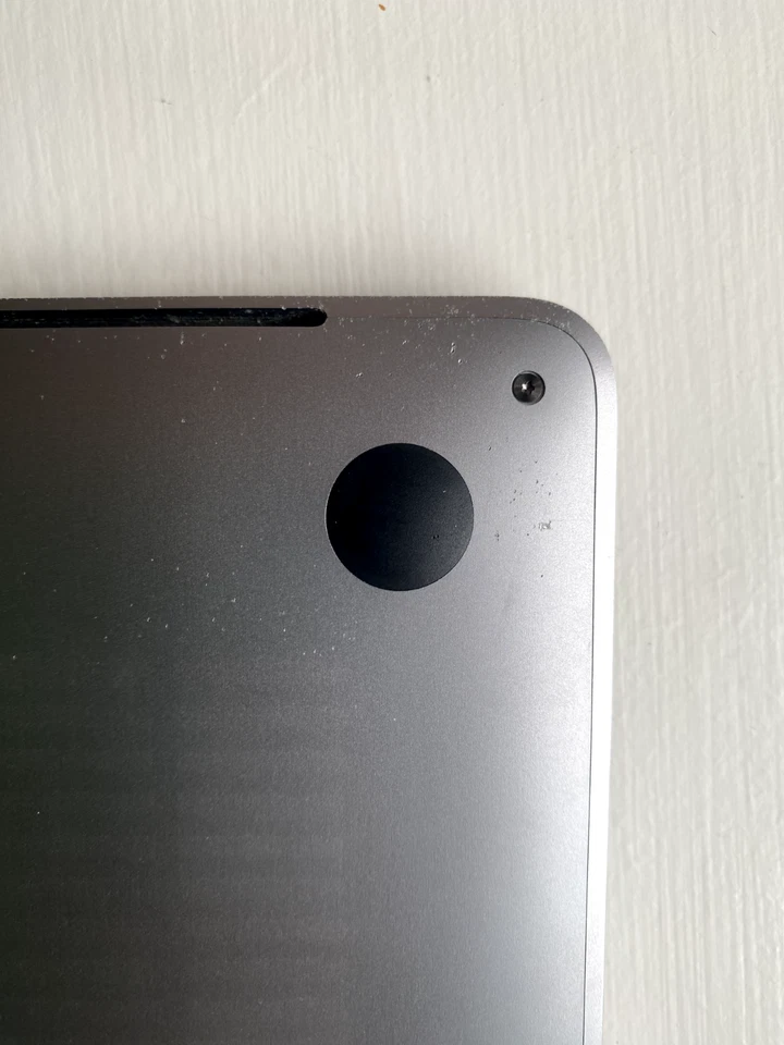 Apple MacBook Pro Touch Bar 13" 16GB 256SSD Intel Core i7 2.6GHz Good condition - Image 3 of 4