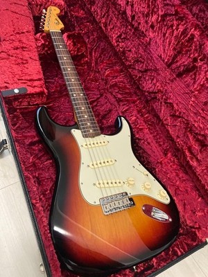 Fender American Original 60s Stratocaster RW 3-Color Sunburst Electric Guitar