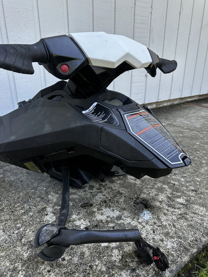 Sea-Doo SPARK 2014-2023 MANILLARES COLUMNA DE DIRECCIÓN 2up y 3up Foto 3 de 4