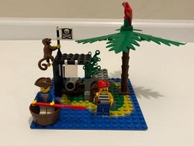 LEGO Pirates: 6260 Shipwreck Island, 100% complete with Instructions, No Box