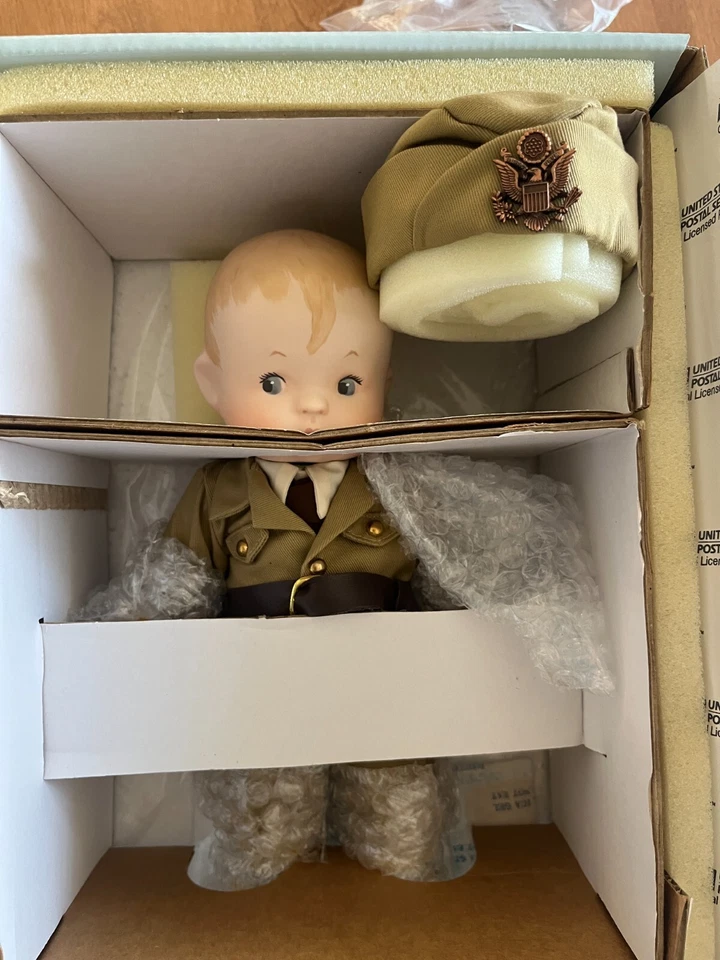 Skippy娃娃美国邮票娃娃11英寸1997年带盒带真品证明 — 第 2/4 张图片