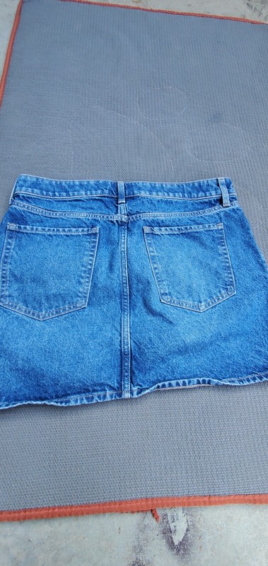 Old Navy Blue Jeans Size 12 For Women Short 