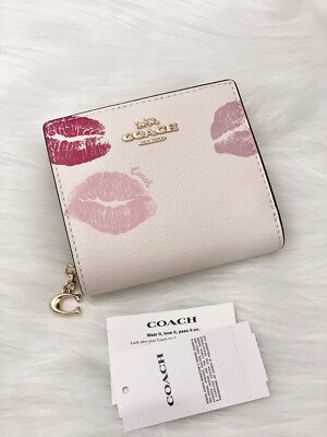 COACH Snap Wallet With Lips Print 財布 CZ951 NWT Snap Wallet Pebbled Leather With Lips Print CZ951