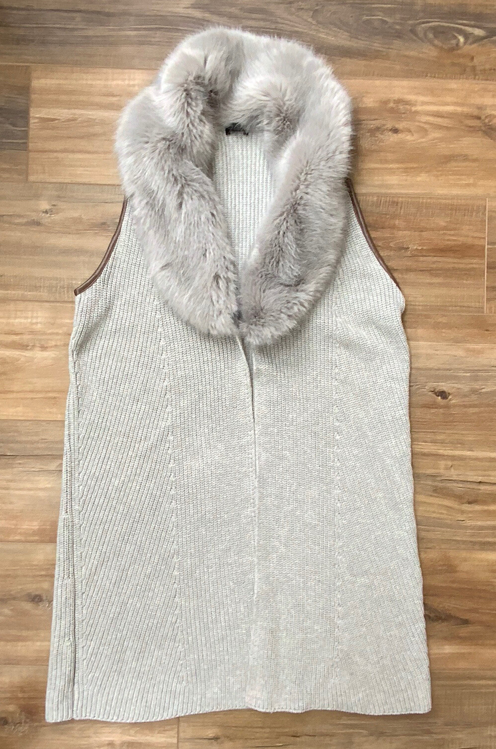 WOMEN'S TALBOTS GRAY FAUX FUR 