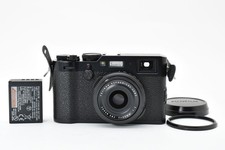 FUJIFILM X100F Black Working