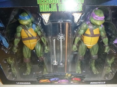 NEW Leonardo & Donatelo (MISB) TMNT Movie Teenage Mutant Ninja Turtles NECA