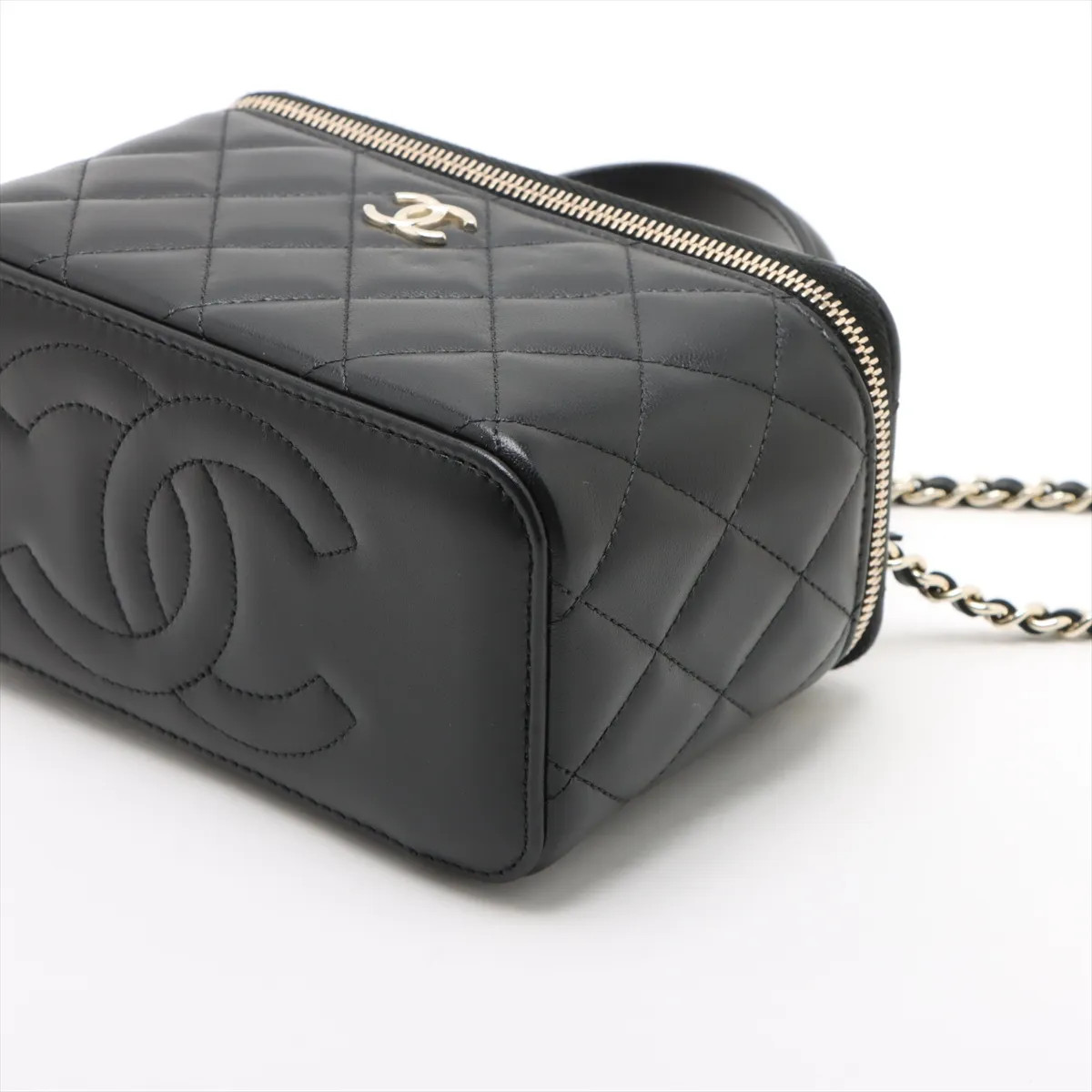 Chanel Matelasse Lambskin 2 Way Handbag Vanity Black Gold Metal Fittings random  thumbnail 3