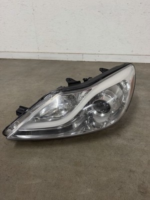 12-14 Hyundai Genesis Sedan Left Driver Side Halogen Headlight     92101-3M24