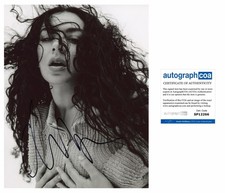 Charlie XCX  AUTOGRAPH Musician/Singer Signed 10x8 Photo ACOA