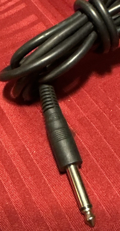 VFP-1/10 Single Piano-Style Sustain Pedal with Polarity Switch Made in Italy - Image 4 of 4