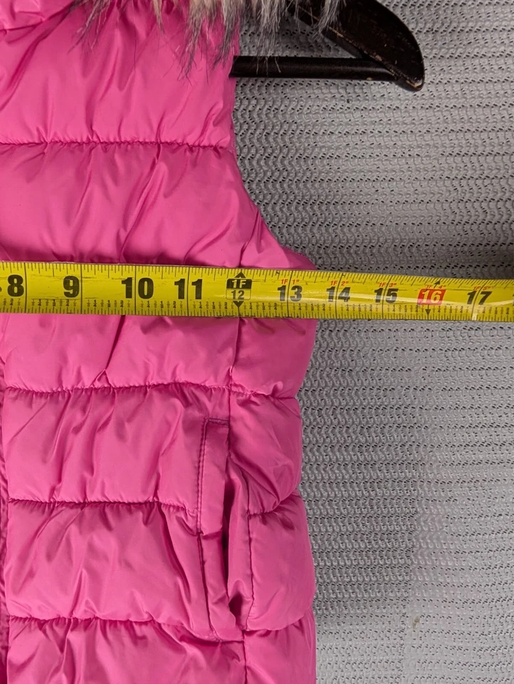 Gap Kids жилет с капюшоном искусственного меха стеганая размер маленький (6-7) розовый - Изображение 3 из 4