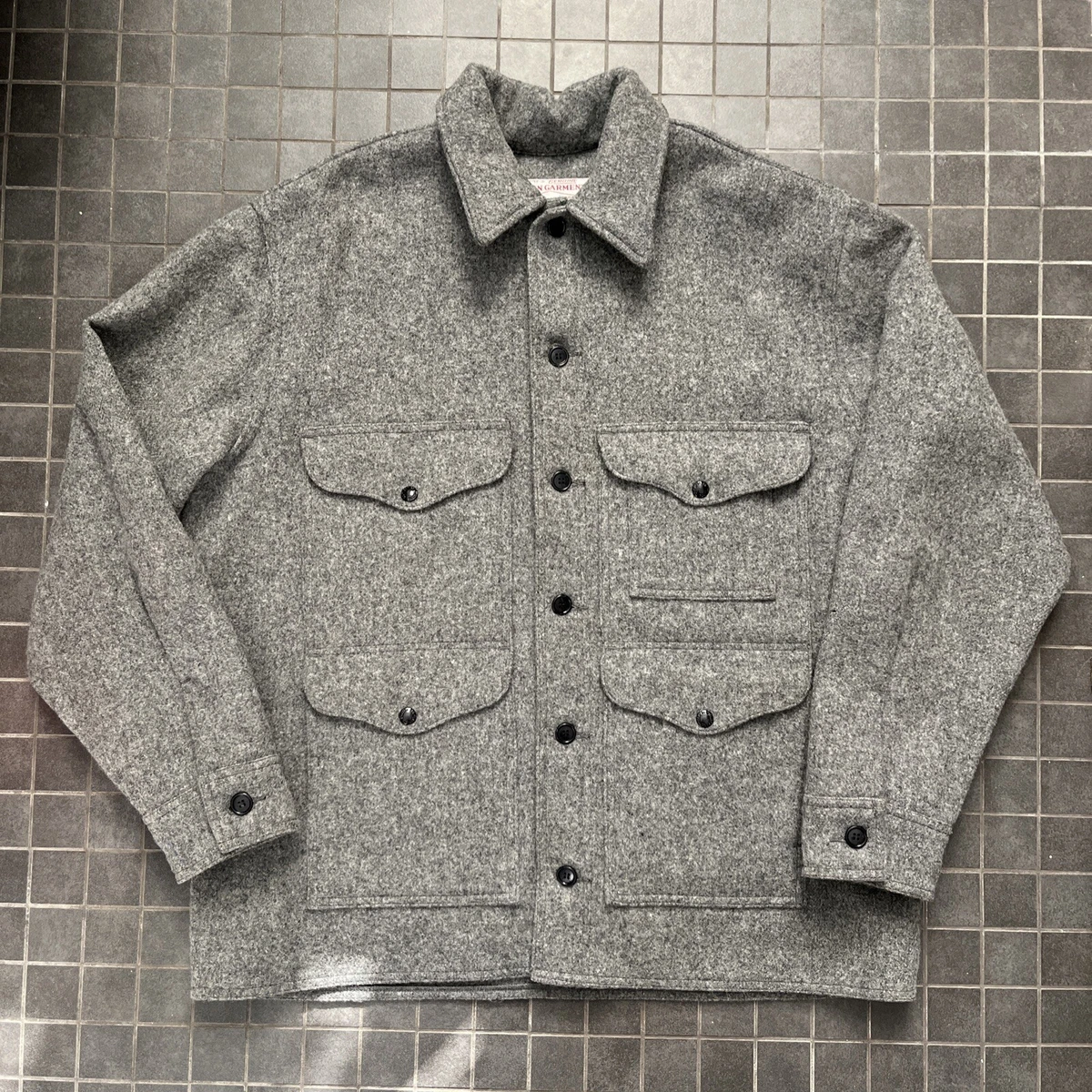 VTG Filson 110 Gray Mackinaw Wool Cruiser Jacket Men’s Size 46 Few Holes