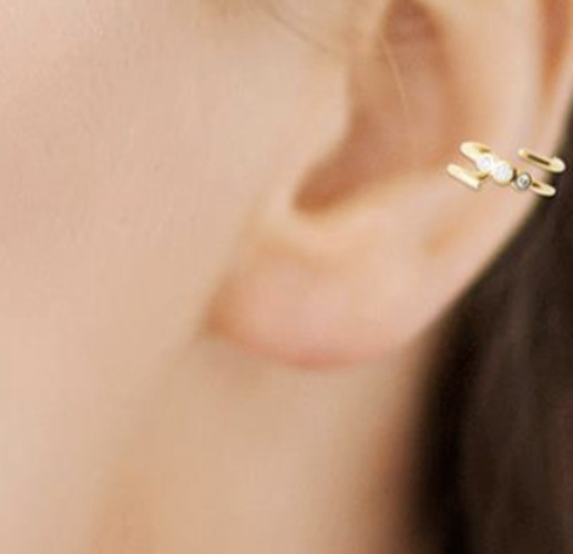 Bague d'oreille cartilage en zirconium pour illuminer vos tenues de soirée