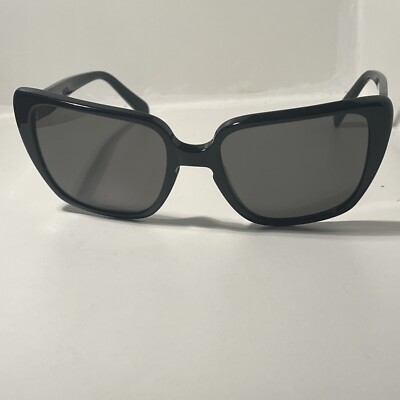 Celine Black Frame Sunglasses CL400471 O1N 57•19 Made In  display picture 3