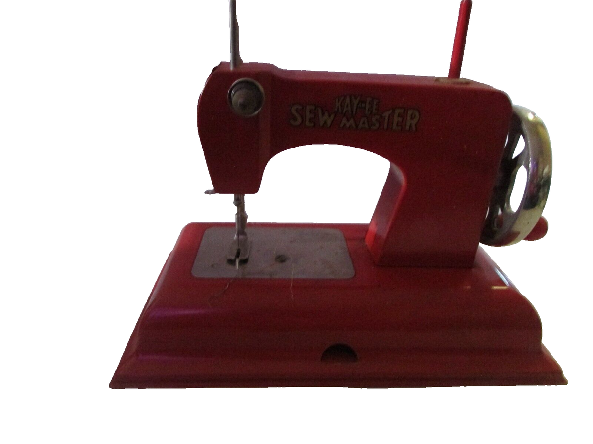 Vintage Child's Toy KAYanEE Sew Master Sewing Machine Germany With