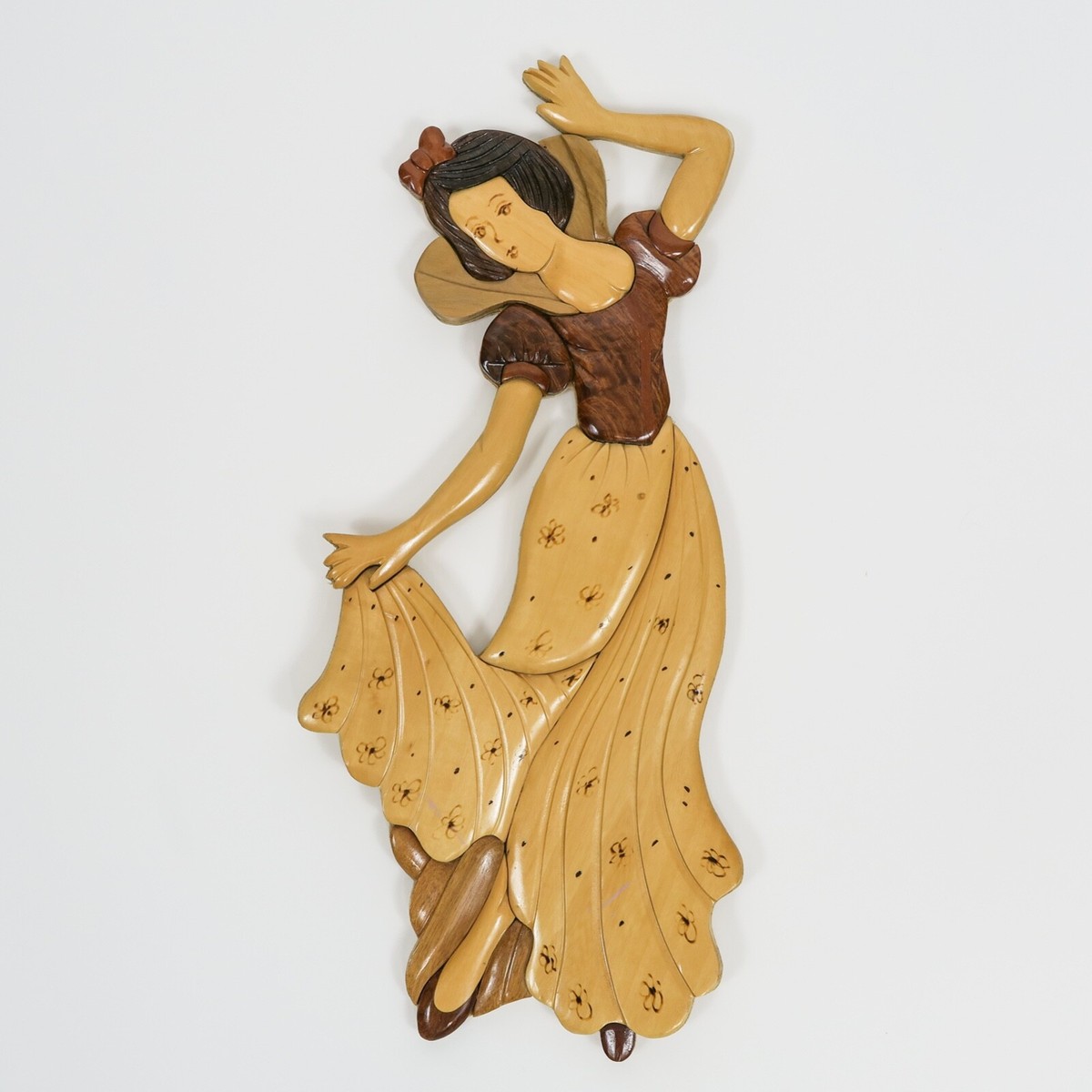 Vintage Snow White and the Seven 7 Dwarfs Hand Carved Wood Wall