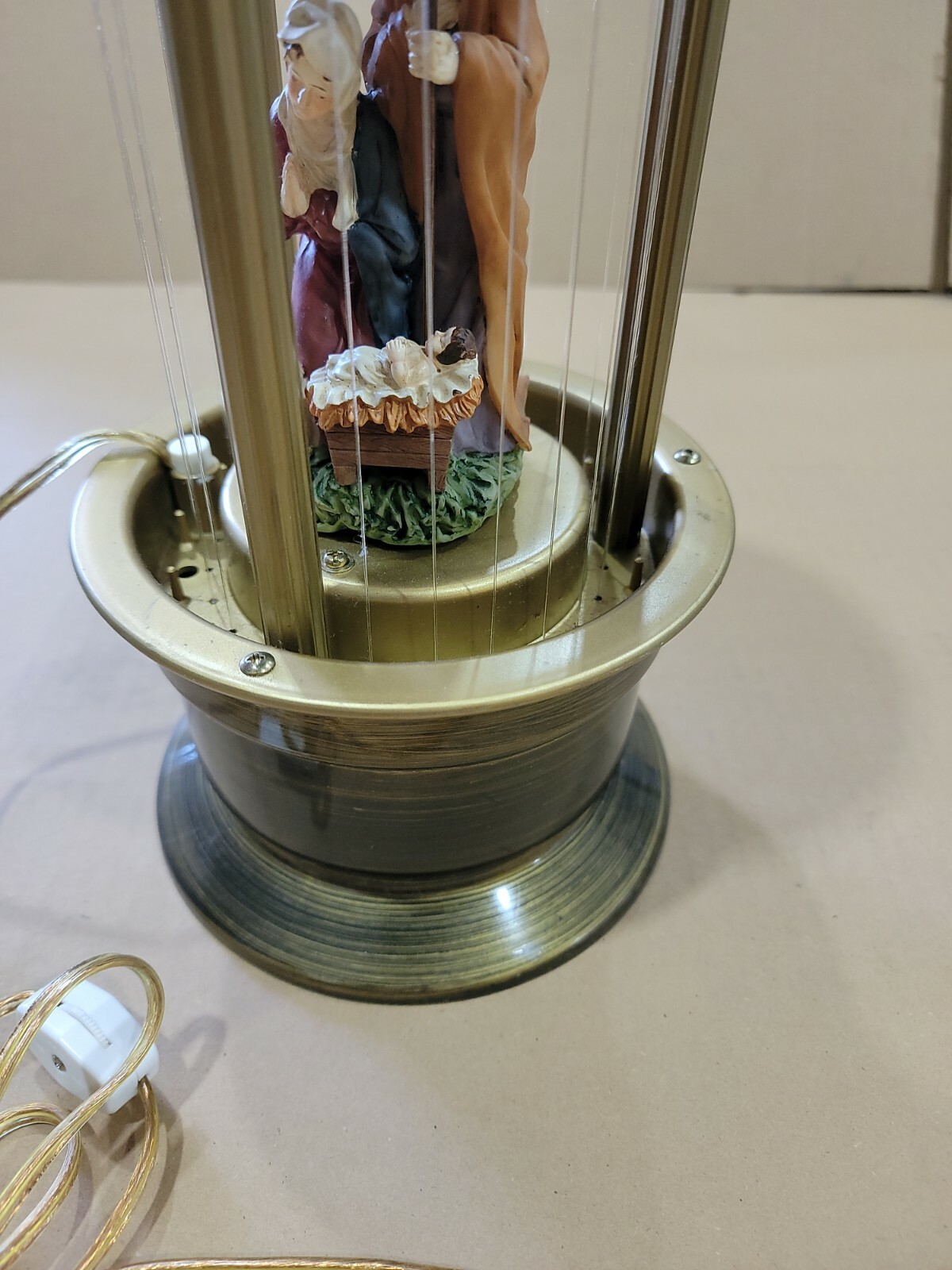 Baby Manger Theme BEAUTIFUL RARE LARGE 16" Table Top Oil Rain Lamp NICE