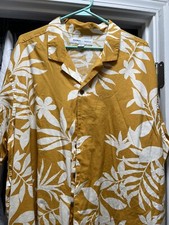 Old Navy Floral Print Button Up Dress Shirt Hawaiian Style