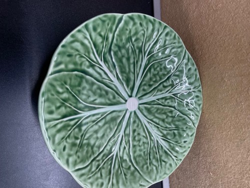 Bordallo Pinheiro Cabbage Green large Platter and Small Dessert Stand - Picture 21 of 23