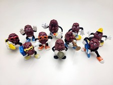 Lot of 10 Nostalgic 1980s California Raisins Collectible Figurine Toys