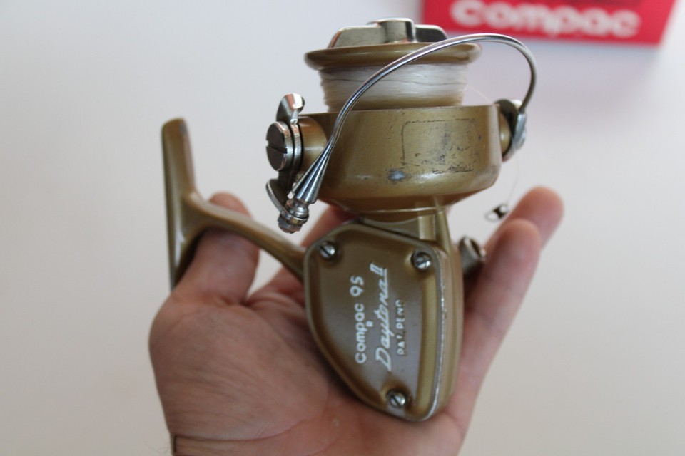 Moulinet et pêche verticale DAYTONA DL Colmic