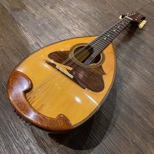 1972 SUZUKI No.228 Mandolin - Vintage, High-Quality Sound, Unique Neck