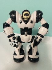 WowWee Robosapien Humanoid Toy Robot 14" 2004 Tested Works NO REMOTE 