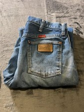 Ladies wrangler blue jeans 30w 30l