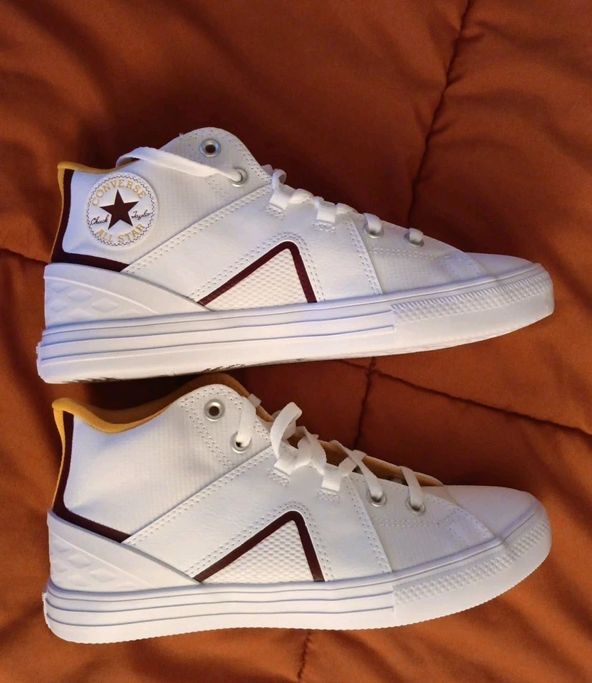 Converse All Star, White, Yellow, And Brown, Great Condition, Size 8.5 - Image 2 of 3
