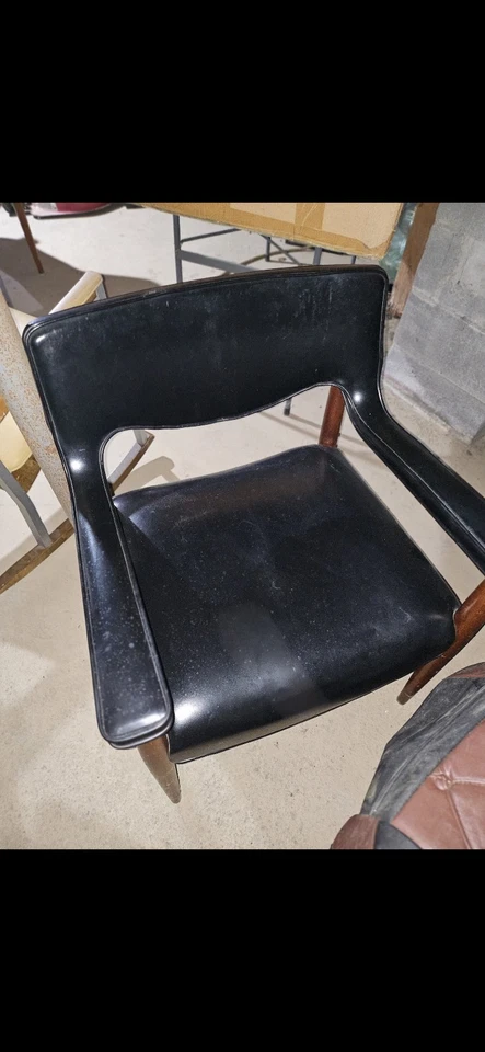 Sillas Thonet originales de mediados de siglo Foto 3 de 4