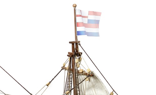 Occre Golden Hind 1:85 (12003) - Ideal Beginners Wooden Model Boat Kit - Picture 3 of 12
