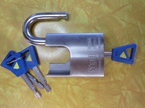 stark sus304 stainless high security padlock, 4 keys, germany, protected shackle - Picture 3 of 7
