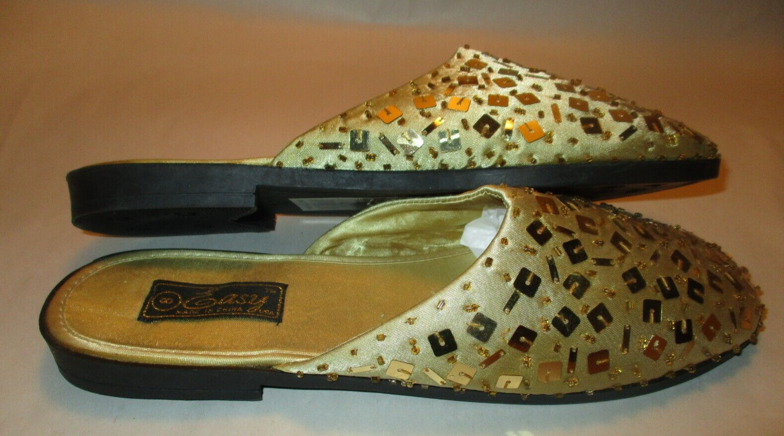 Easy USA Womens 8M Gold, Square Sequins Flat Sole Slip on Embellished Slippers