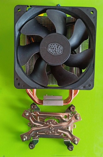 Cooler Master Hyper 212 CPU Kühler mit 4 Heatpipes 120mm-Lüfter