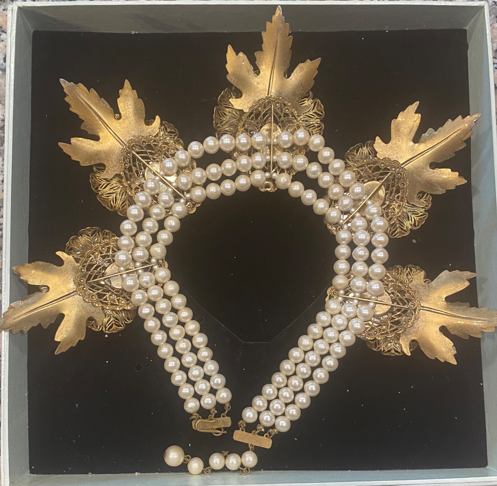 HASKELL STYLE STATEMENT NECKLACE - image 4