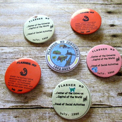 North Dakota Souvenir Metal Pinback Badges Lot6 Flasher Centennial 2002