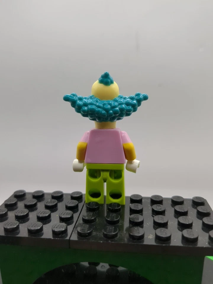 Lego Minifigure - The Simpsons Series - Krusty the Clown - Image 2 of 2