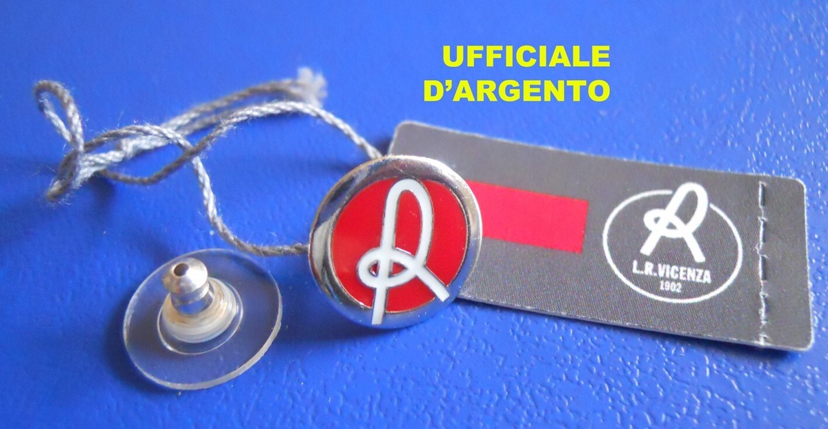 Spilla Distintivo RAF Laarbruch – Colore Oro – Regalo Unisex Da Collezione